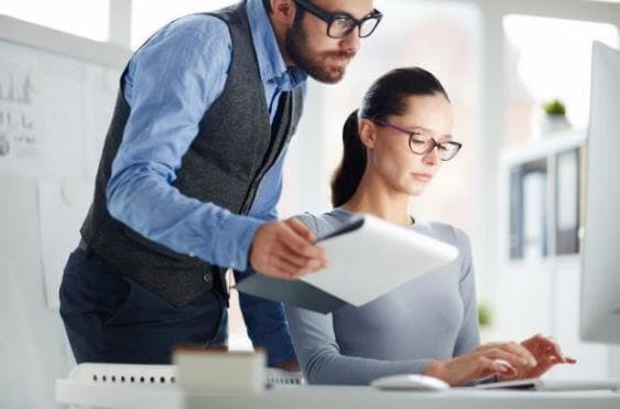 Cómo facturar con un software especializado