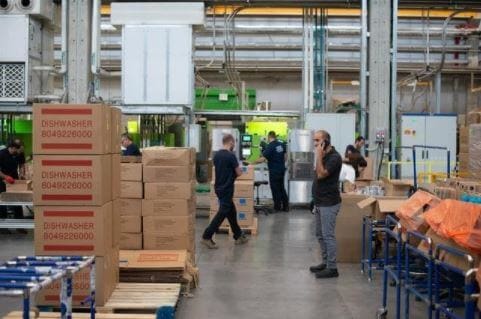 Emplea un sistema de control de inventarios