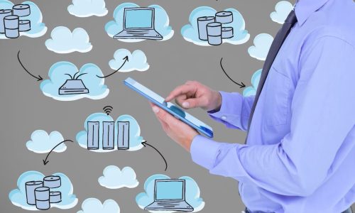 hombre-tablet-nubes-iconos-fondo_1134-553